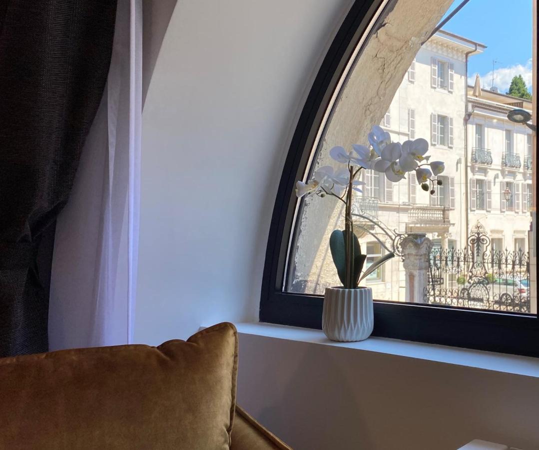 Le Royal 4 - Apartment For 4 People In The City Center Annecy Exteriör bild