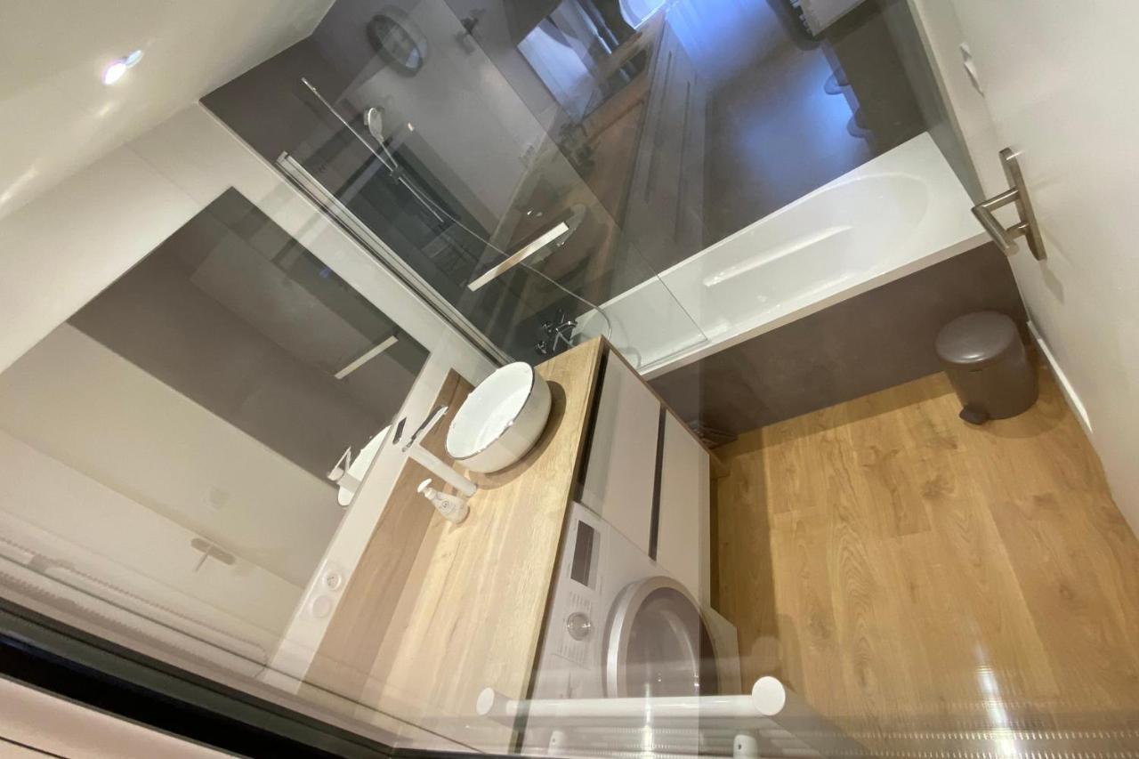 Le Royal 4 - Apartment For 4 People In The City Center Annecy Exteriör bild