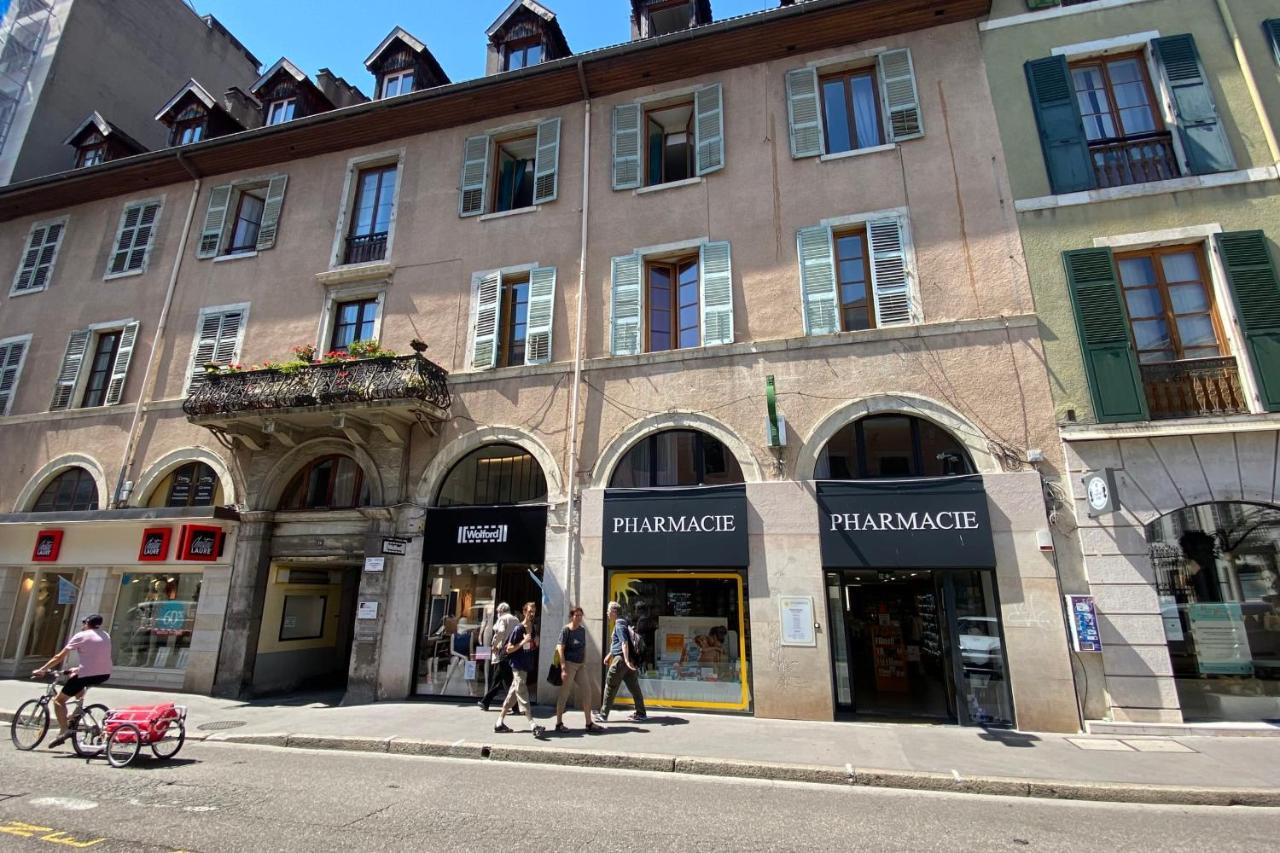 Le Royal 4 - Apartment For 4 People In The City Center Annecy Exteriör bild