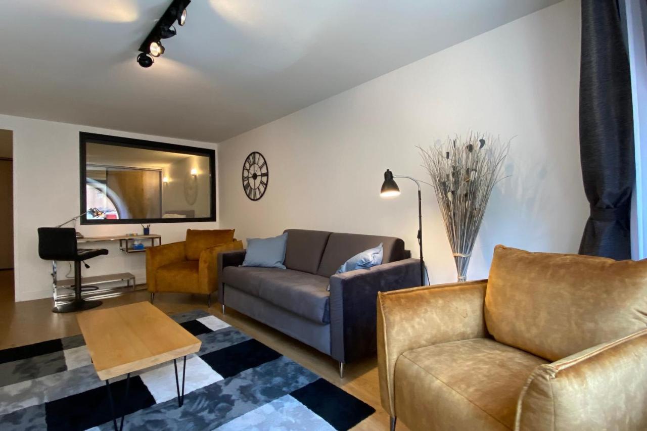 Le Royal 4 - Apartment For 4 People In The City Center Annecy Exteriör bild